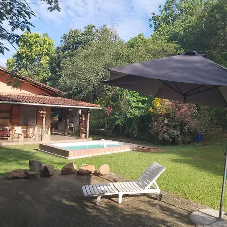 Sitio Com Piscina, Na Estrada De Aldeia Velha E Rio A Frente Da Porteira Silva Jardim Exterior photo