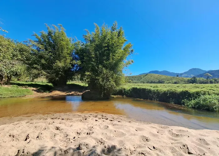 Sitio Com Piscina, Na Estrada De Aldeia Velha E Rio A Frente Da Porteira